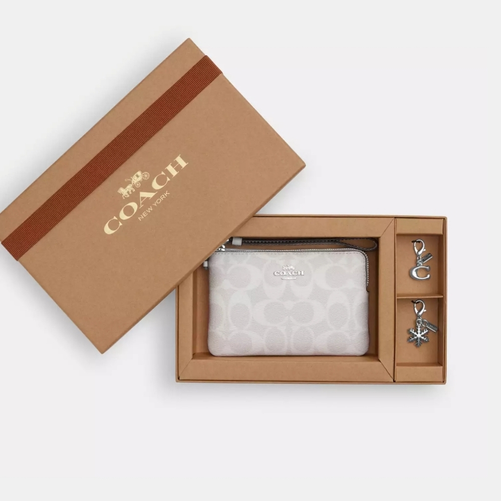 Boxed Corner Zip Wristlet In Signature Canvas